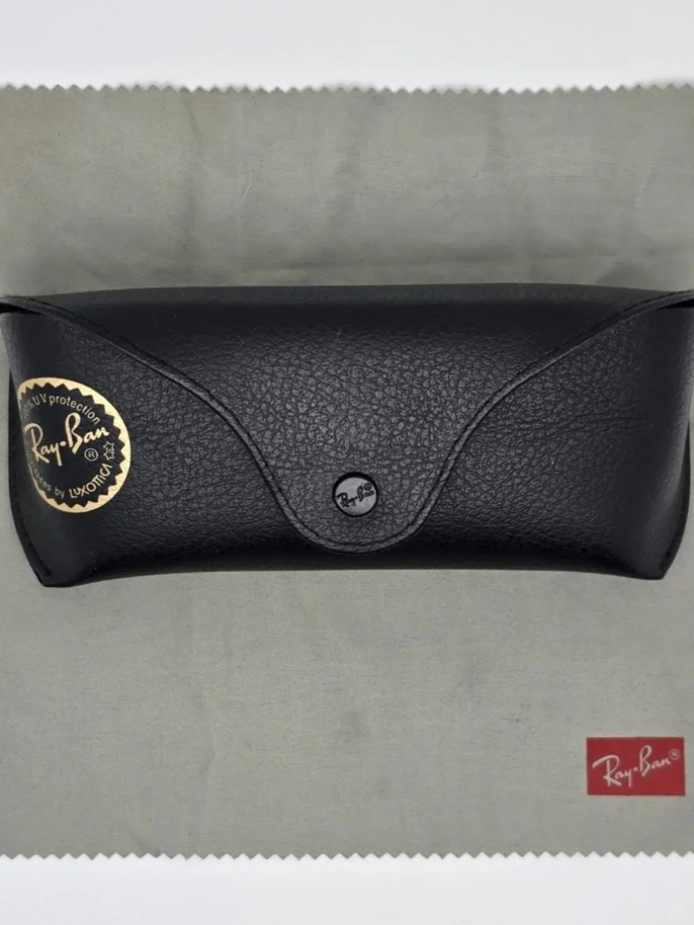 Ray-Ban RB2140 901 Wayfarer Black Frame G-15 Green Glass Lens Sunglasses w/ Case